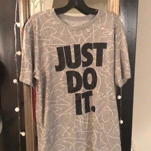 Nike t-shirt